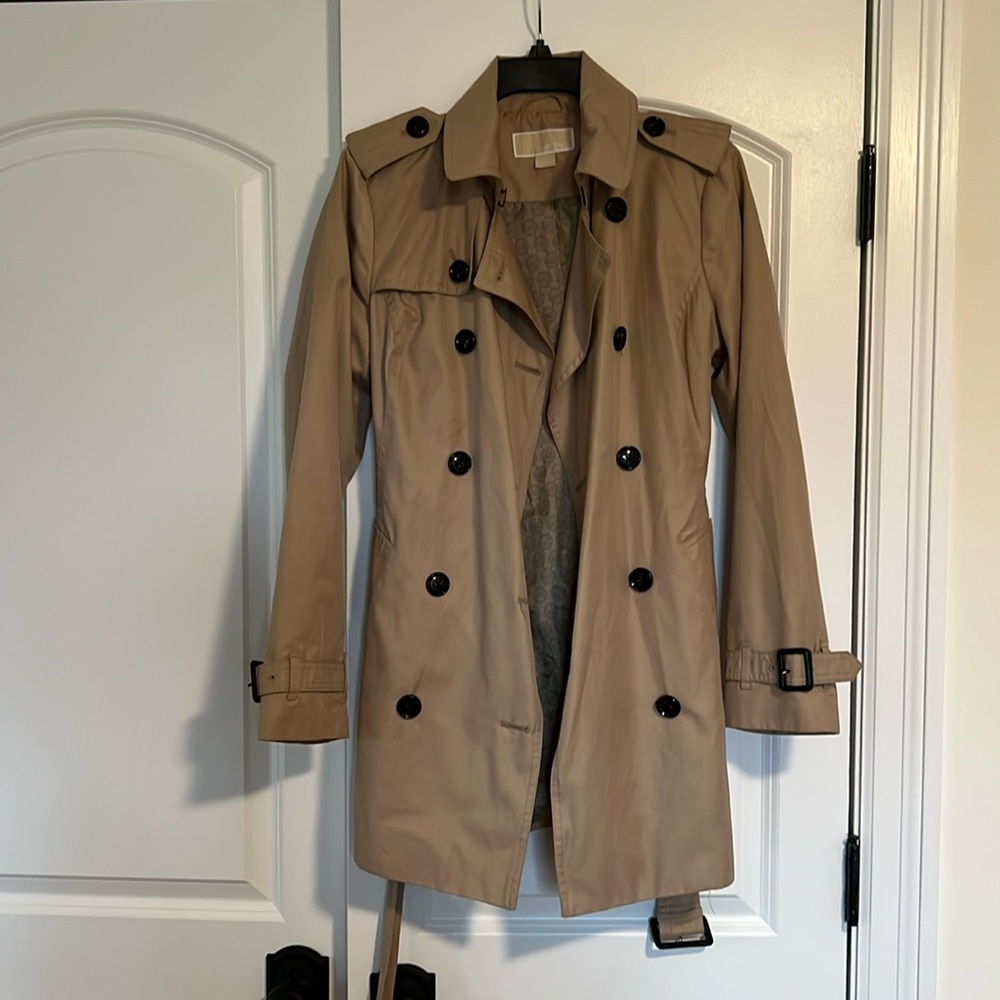 Michael Kors women’s trench coat, size small, camel/khaki color, rain coat